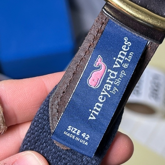 Vineyard Vines Belt Size 42 Lacrosse All Over Print Leather Tab Belt Preppy - Picture 10 of 12